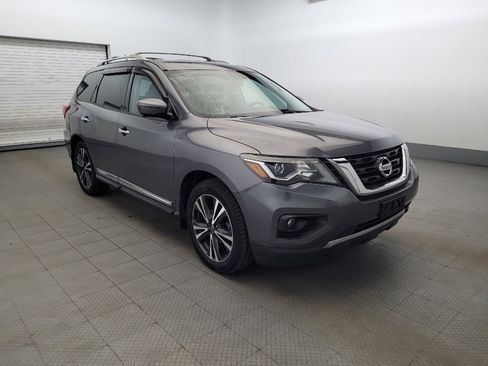 Used 2017 Nissan Pathfinder Platinum w/ Cargo Package image 13