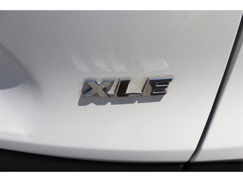 Used 2023 Toyota RAV4 XLE FWD image 5