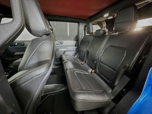 Used 2021 Ford Bronco Badlands image 27