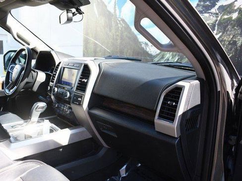 Used 2020 Ford F150 Lariat image 23