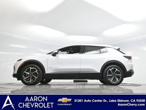New 2026 Chevrolet Equinox EV LT image 57