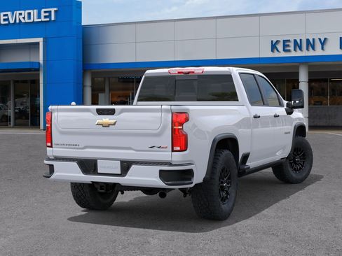 New 2026 Chevrolet Silverado 2500 ZR2 AWD/4WD image 4