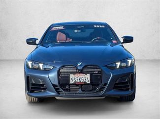 Used 2025 BMW 440i xDrive Coupe w/ Premium Package video 2
