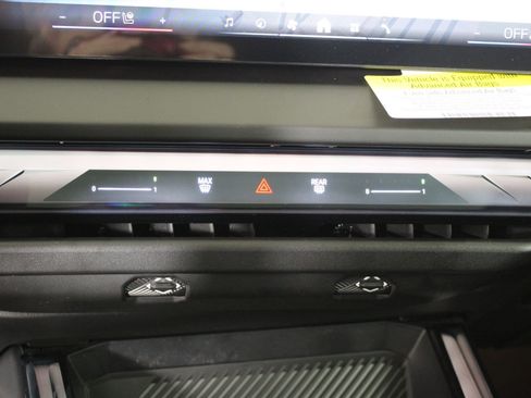 New 2026 BMW X3 xDrive30 w/ Premium Package image 18