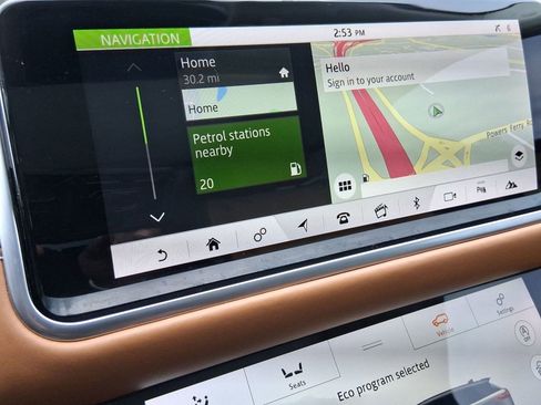 Used 2018 Land Rover Range Rover Velar R-Dynamic SE image 22