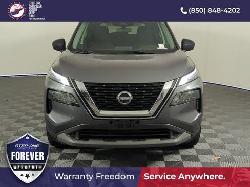 Used 2023 Nissan Rogue S FWD image 9