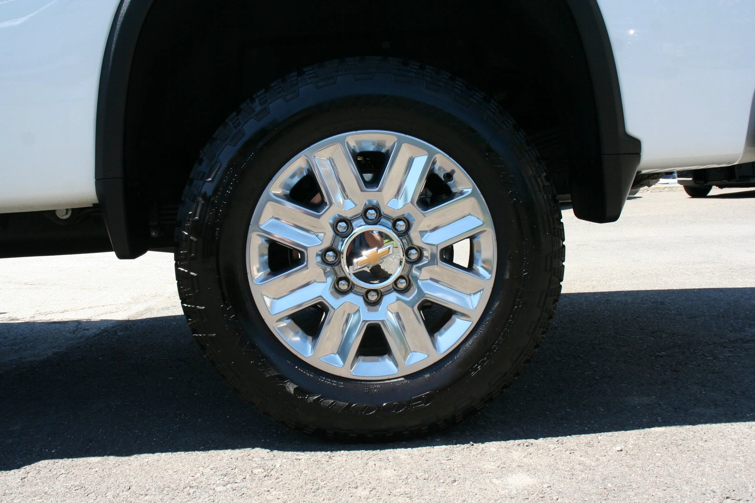 Used 2024 Chevrolet Silverado 2500 LT w/ Convenience Package AWD/4WD image 7