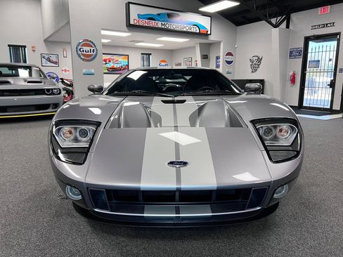 Used 2006 Ford GT image 5