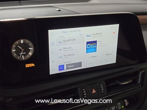 New 2025 Lexus ES 350 w/ Premium Package image 18