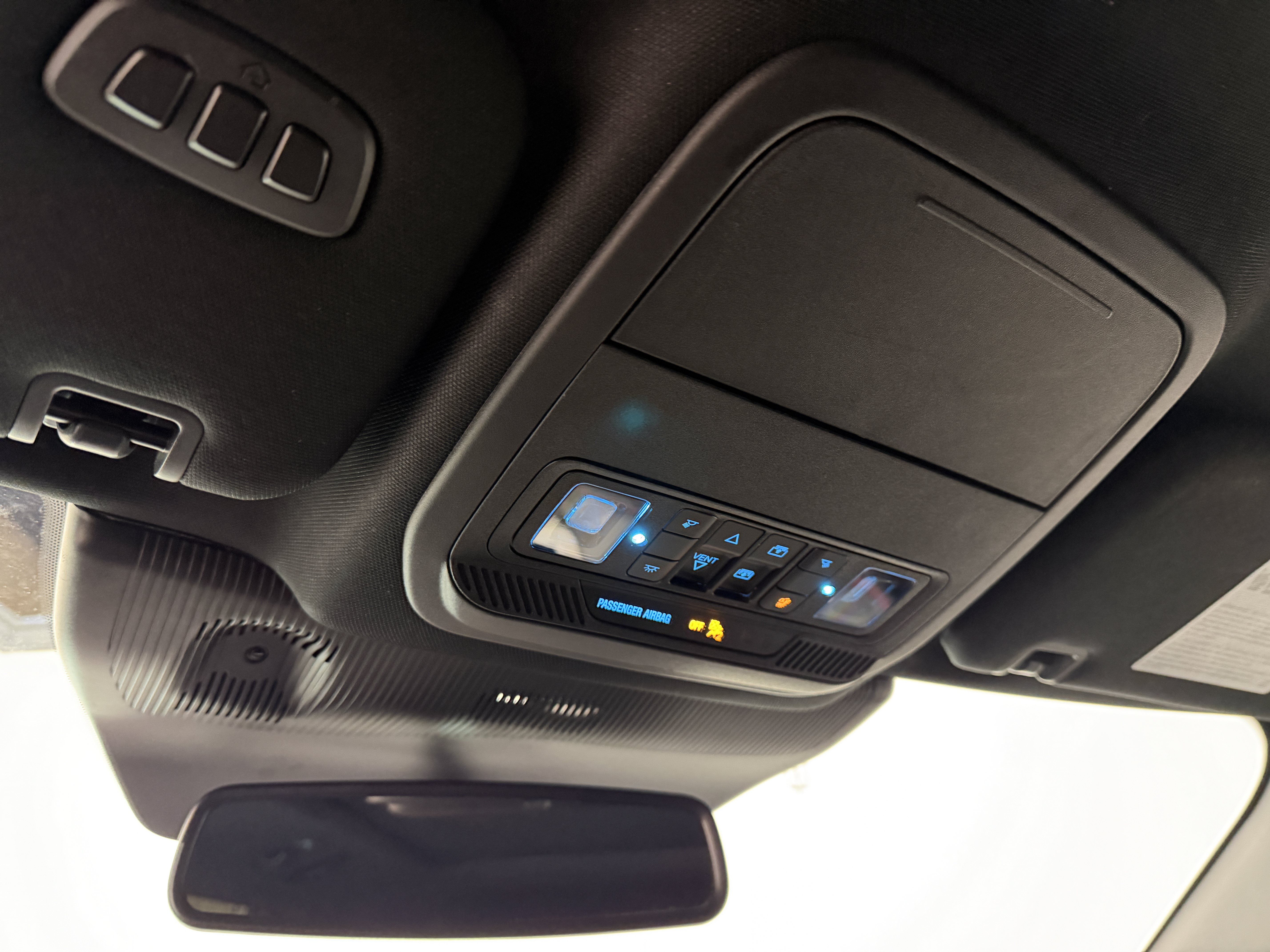 Used 2025 Ford Explorer ST AWD/4WD image 9