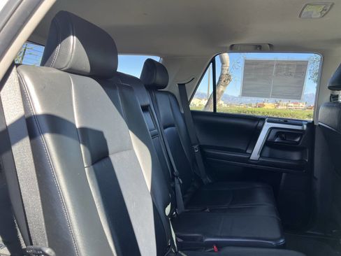 Used 2012 Toyota 4Runner Limited image 34