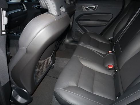 Used 2025 Volvo XC60 B5 Plus w/ Climate Package image 18