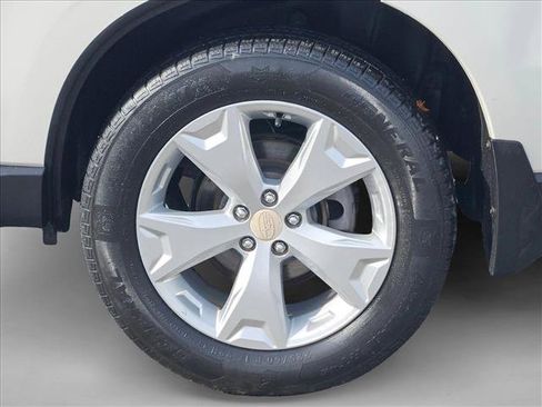 Used 2014 Subaru Forester 2.5i Premium w/ Popular Package #2 image 23
