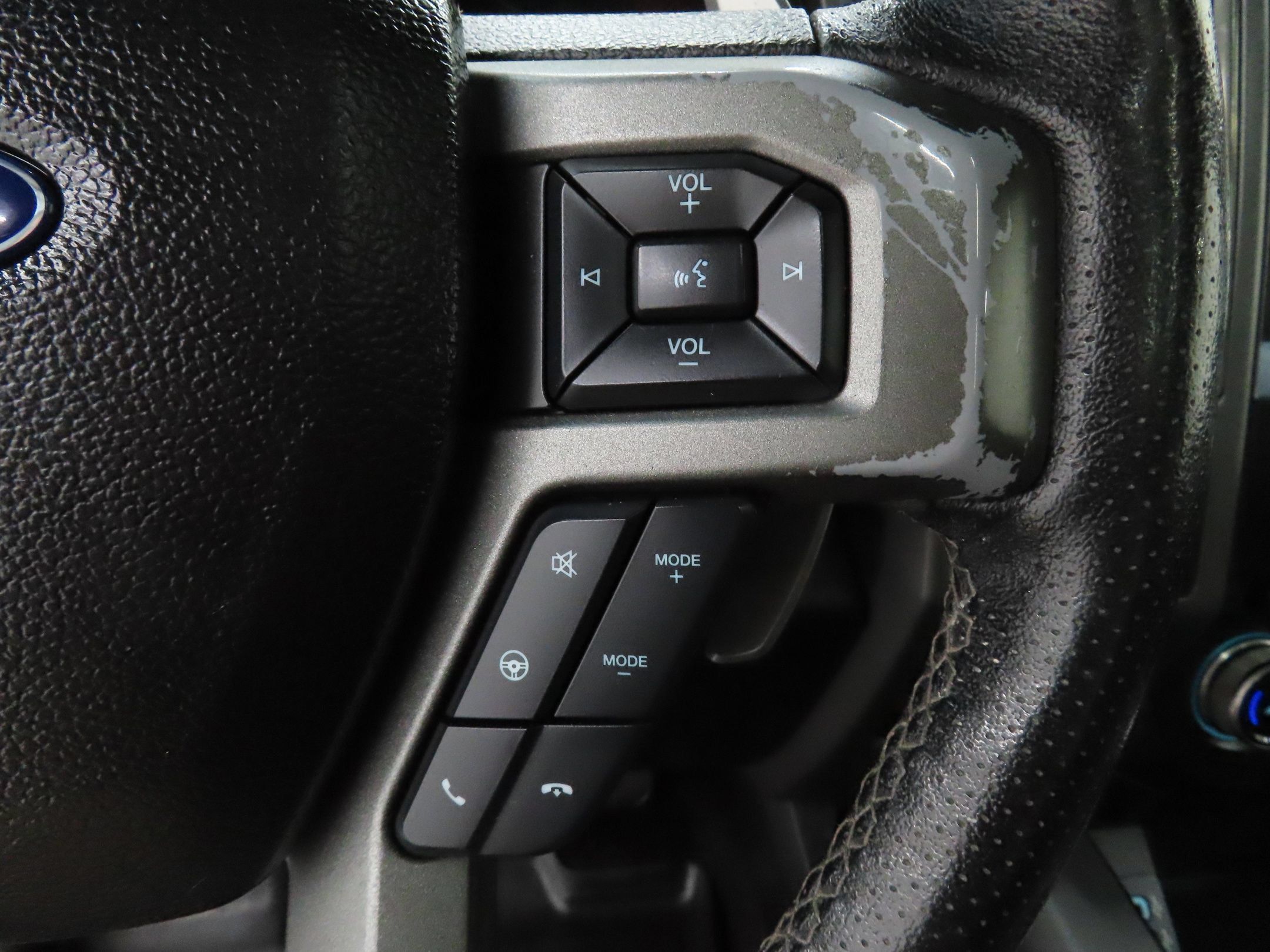 Used 2018 Ford F150 Raptor w/ Equipment Group 802A Luxury AWD/4WD image 14