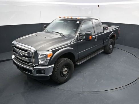 Used 2016 Ford F250 XLT w/ XLT Value Package AWD/4WD image 37