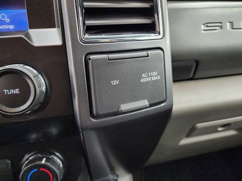 Used 2022 Ford F350 XLT w/ Black Appearance Package image 56