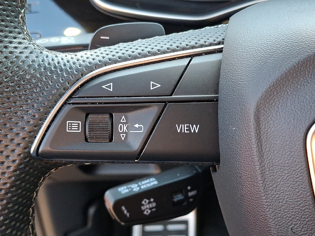 Certified 2023 Audi SQ8 Prestige AWD/4WD image 23