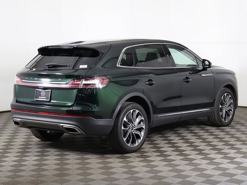 Used 2021 Lincoln Nautilus Reserve image 13