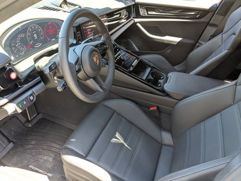 New 2026 Porsche Panamera GTS AWD/4WD image 4