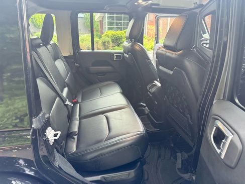 Used 2022 Jeep Wrangler Unlimited Rubicon 4xe w/ Cold Weather Group image 13