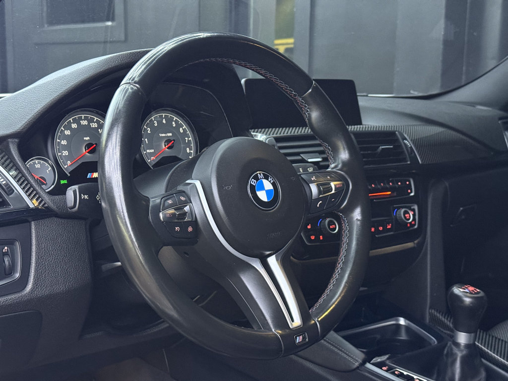 Used 2016 BMW M3 RWD image 15