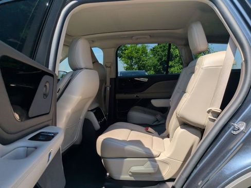 Used 2023 Lincoln Aviator Reserve w/ Equipment Group 201A AWD/4WD image 21
