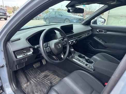 Used 2023 Honda Civic Sport image 10