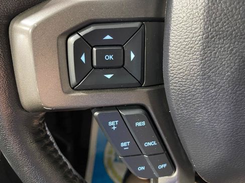 Used 2020 Ford Expedition Max XLT w/ Equipment Group 202A AWD/4WD image 24