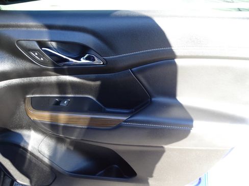 Used 2023 GMC Acadia Elevation image 48