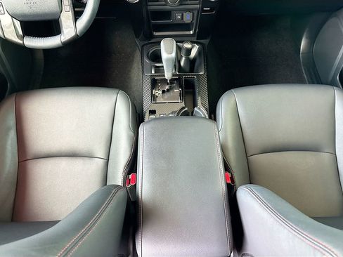 Certified 2023 Toyota 4Runner TRD Off-Road Premium w/ Moonroof Package AWD/4WD image 16
