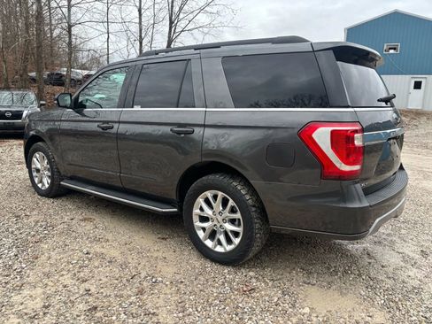 Used 2021 Ford Expedition XLT image 4