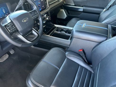Used 2025 Ford F450 Platinum AWD/4WD image 10