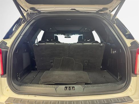 Used 2020 Ford Explorer Limited image 25