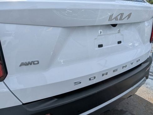 Used 2022 Kia Sorento SX Prestige AWD/4WD image 12