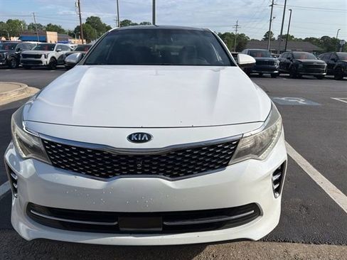 Used 2016 Kia Optima SX w/ Chrome Wheel Package FWD image 2