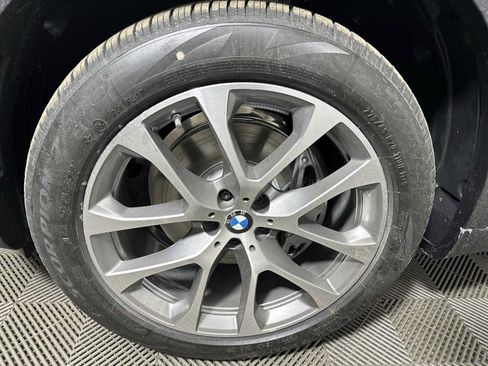 New 2026 BMW X5 xDrive40i w/ Climate Comfort Package image 10