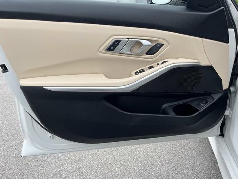 Used 2019 BMW 330i xDrive Sedan w/ Driving Assistance Package AWD/4WD image 25