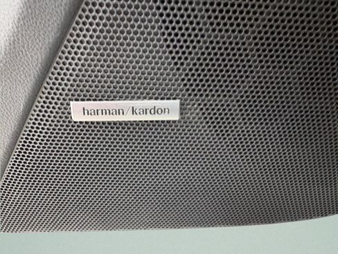 Used 2023 Subaru Crosstrek 2.5i Limited AWD/4WD image 19