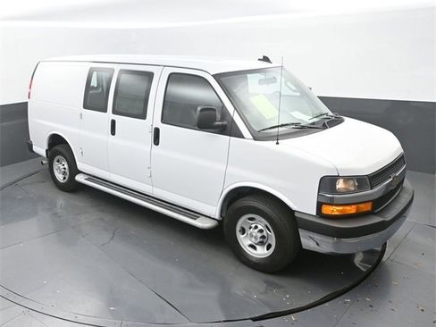 Used 2024 Chevrolet Express 2500 w/ Driver Convenience Package image 24