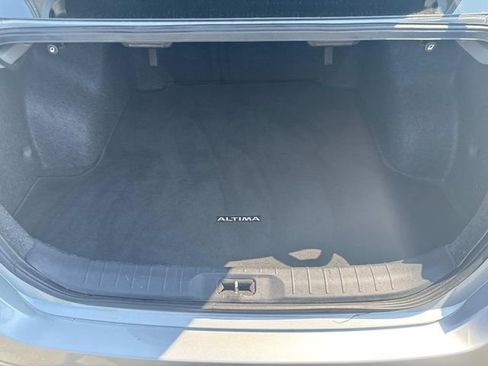 Used 2023 Nissan Altima 2.5 SV image 7