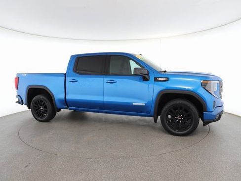 Used 2022 GMC Sierra 1500 Elevation w/ Preferred Package image 24