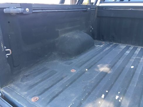 Used 2010 Toyota Tundra Limited AWD/4WD image 37