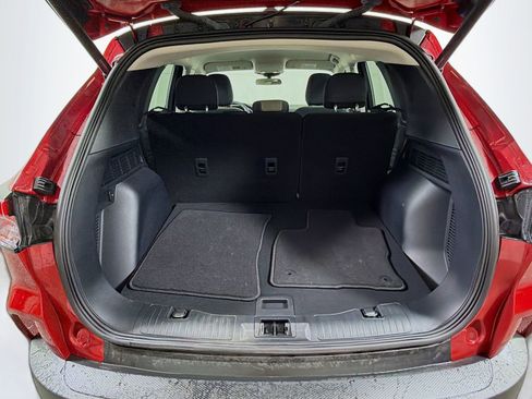 Used 2022 Ford Escape SE w/ SE Sport Appearance Package image 25