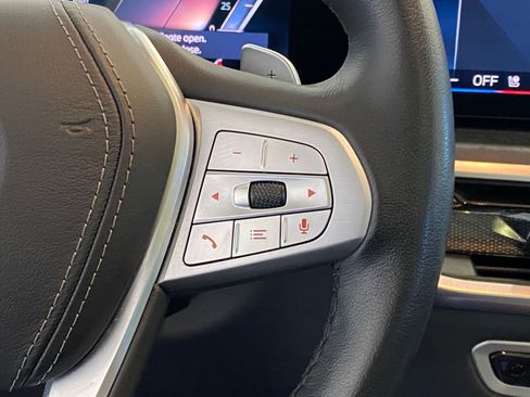 Certified 2025 BMW X7 xDrive40i image 31