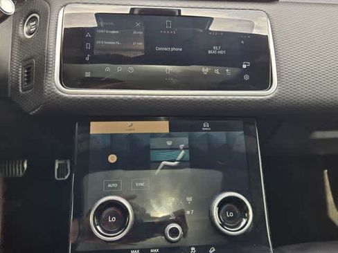 Used 2021 Land Rover Range Rover Velar R-Dynamic S AWD/4WD image 16