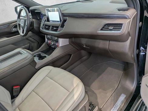Used 2022 GMC Yukon SLT w/ SLT Premium Package image 27