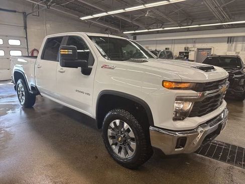 New 2026 Chevrolet Silverado 2500 LT AWD/4WD image 8