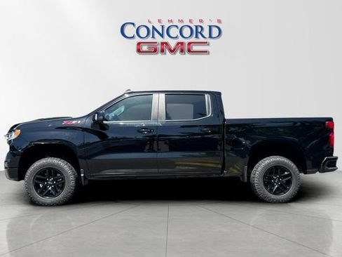 Used 2022 Chevrolet Silverado 1500 LT Trail Boss w/ Convenience Package II AWD/4WD image 7