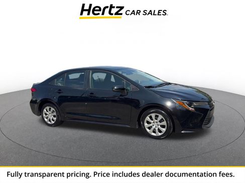Used 2025 Toyota Corolla LE FWD image 1