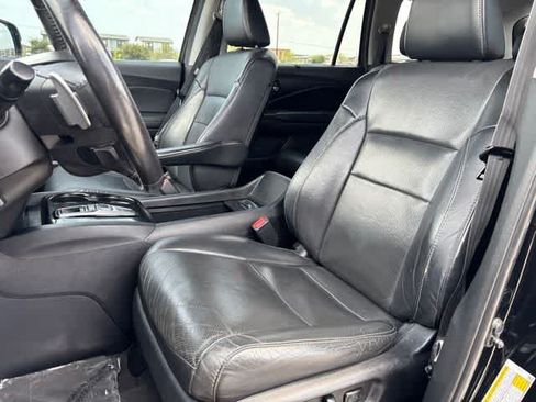 Used 2018 Honda Pilot Elite image 22